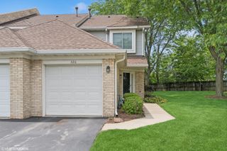 326 Lakeview Circle, Bolingbrook, IL 60440