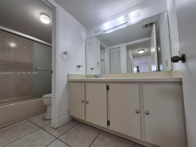 15969 NW 64th Ave 217, Miami Lakes, FL 33014