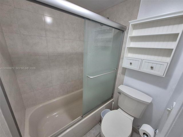 15969 NW 64th Ave 217, Miami Lakes, FL 33014