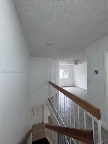 17425 NW 67th Place N13, Hialeah, FL 33015