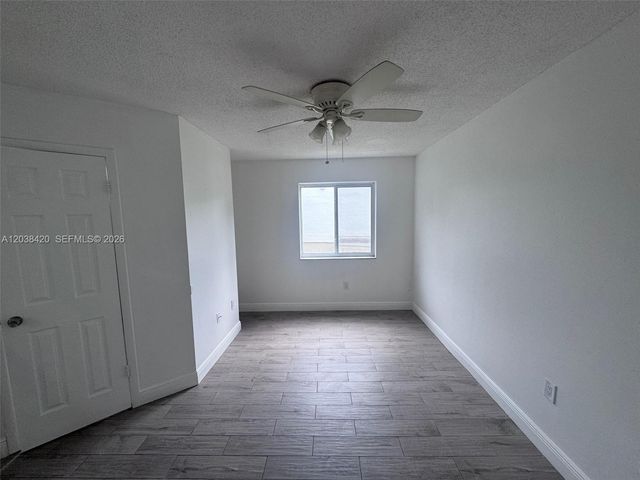17425 NW 67th Place N13, Hialeah, FL 33015