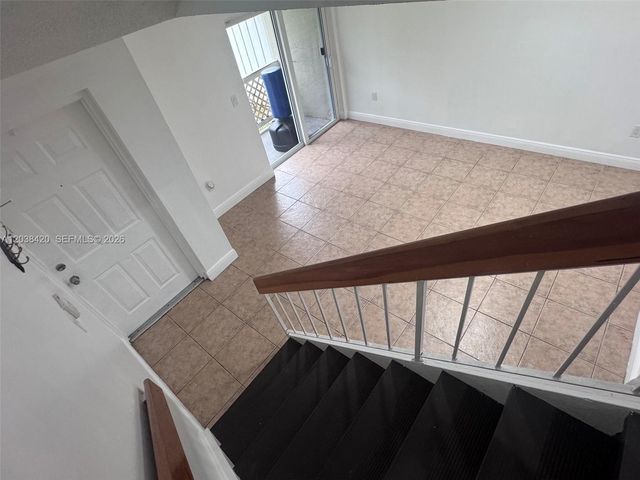 17425 NW 67th Place N13, Hialeah, FL 33015