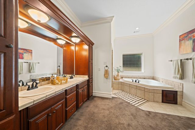 199 Chinook Drive, Hot Springs, AR 71913