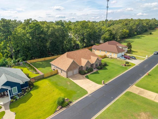 199 Chinook Drive, Hot Springs, AR 71913