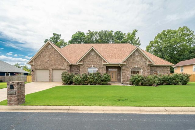 199 Chinook Drive, Hot Springs, AR 71913