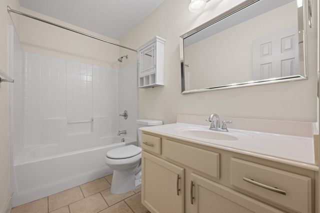 7103 Camp Creek Drive, Arlington, TX 76002