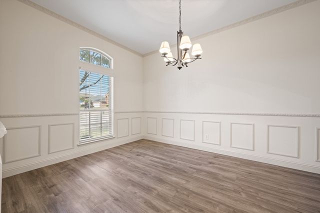7103 Camp Creek Drive, Arlington, TX 76002