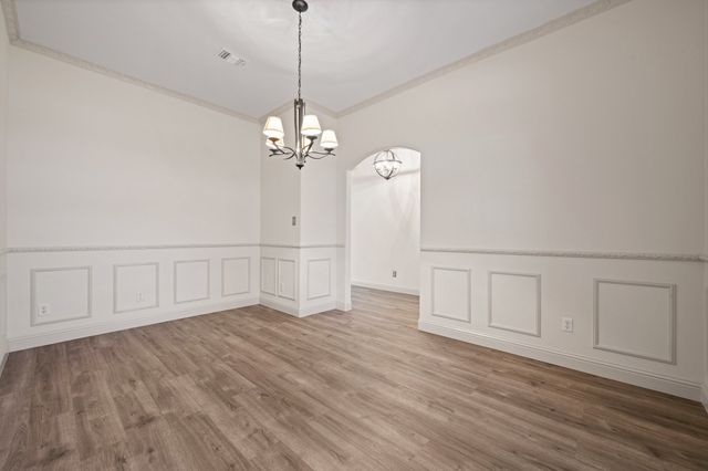 7103 Camp Creek Drive, Arlington, TX 76002