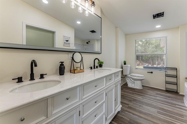 1901 Pecan ST, San Marcos, TX 78666