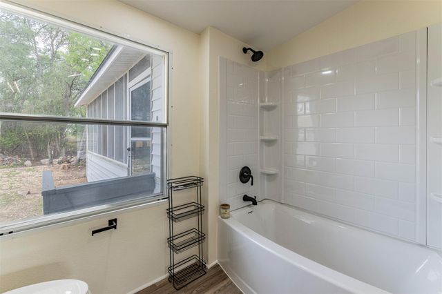 1901 Pecan ST, San Marcos, TX 78666
