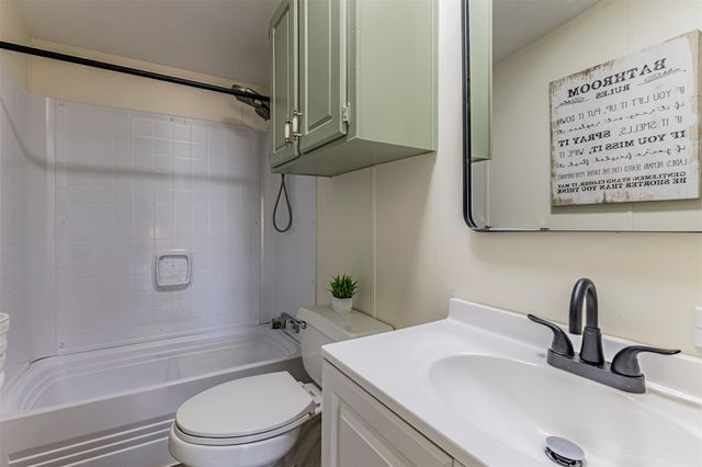 1901 Pecan ST, San Marcos, TX 78666