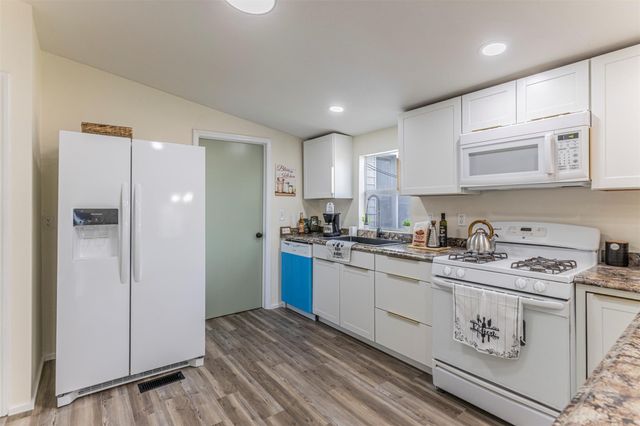 1901 Pecan ST, San Marcos, TX 78666