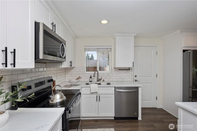 2147 NE 12th Street, Renton, WA 98056