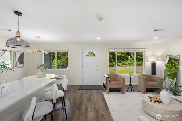 2147 NE 12th Street, Renton, WA 98056