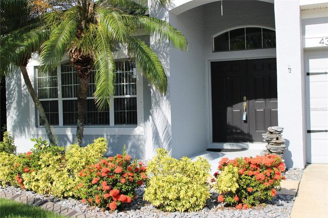 433 YORK DALE DRIVE, Ruskin, FL 33570