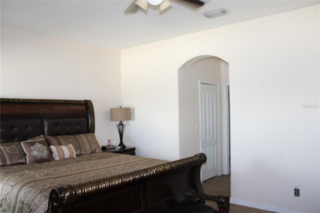 433 YORK DALE DRIVE, Ruskin, FL 33570