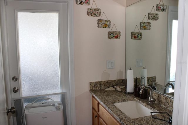 433 YORK DALE DRIVE, Ruskin, FL 33570