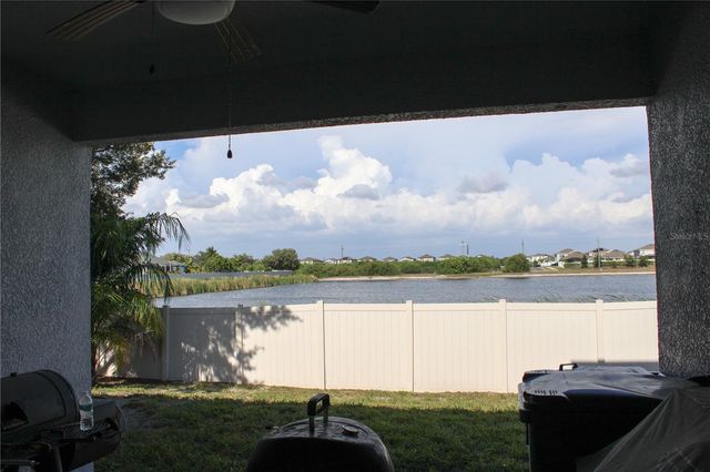 433 YORK DALE DRIVE, Ruskin, FL 33570