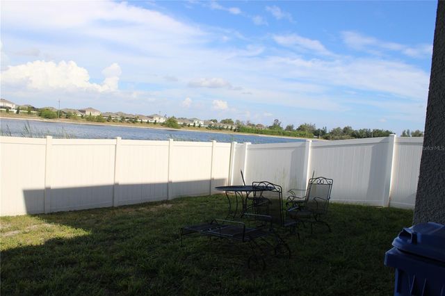 433 YORK DALE DRIVE, Ruskin, FL 33570