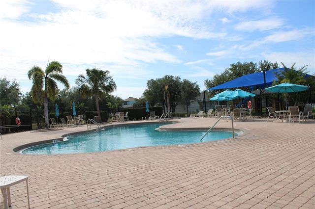 433 YORK DALE DRIVE, Ruskin, FL 33570