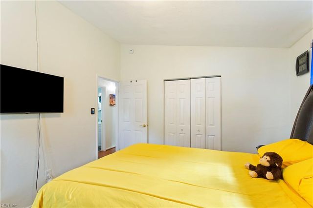 3856 Lampl AVE, Virginia Beach, VA 23452