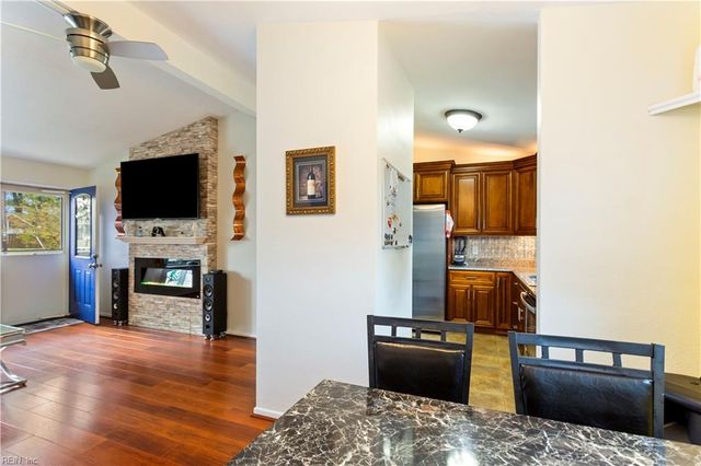 3856 Lampl AVE, Virginia Beach, VA 23452