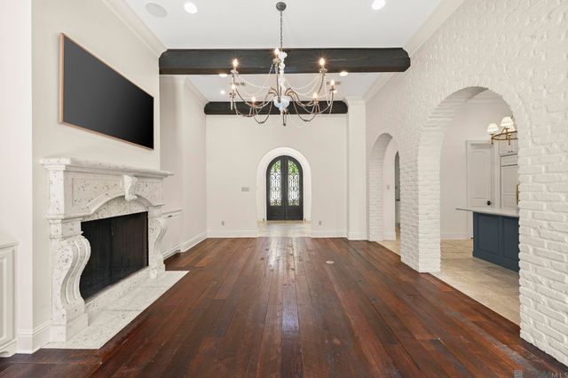 11438 Center Court Blvd, Baton Rouge, LA 70810