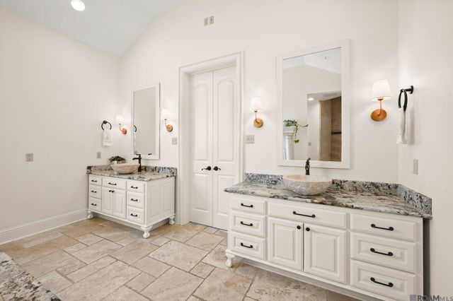 11438 Center Court Blvd, Baton Rouge, LA 70810