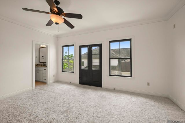 11438 Center Court Blvd, Baton Rouge, LA 70810