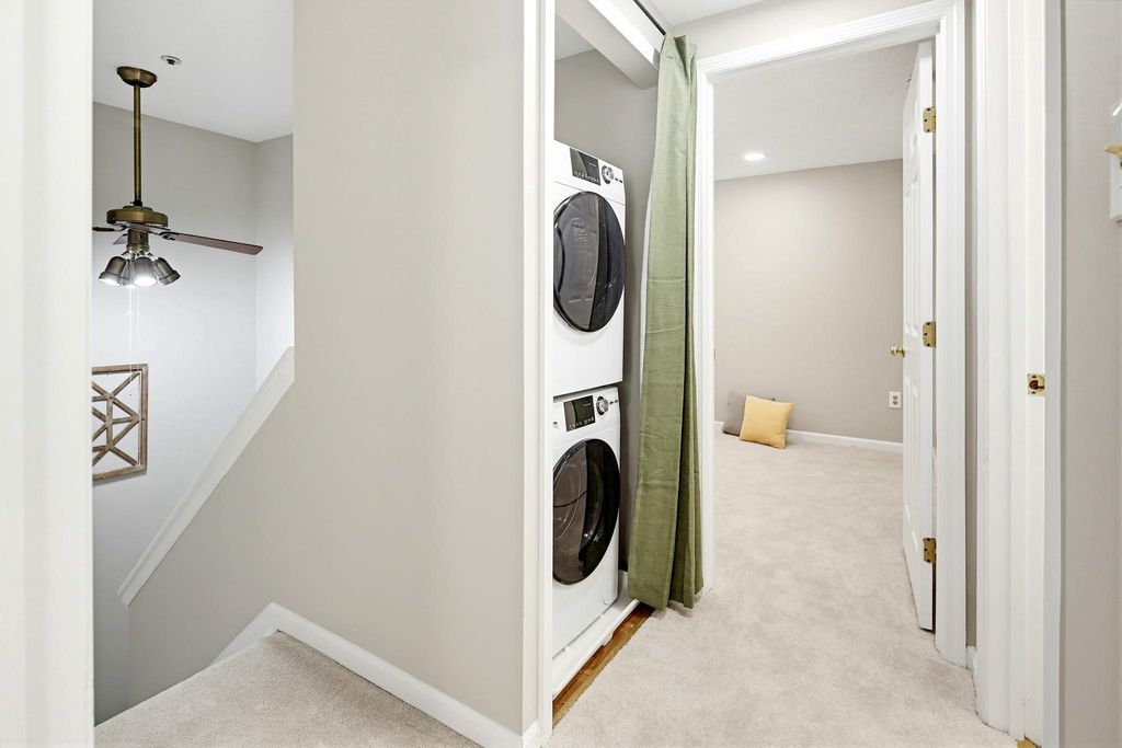 Image 22 of property listing at 6020 SAME SONG SQ #45, Columbia, MD 21044