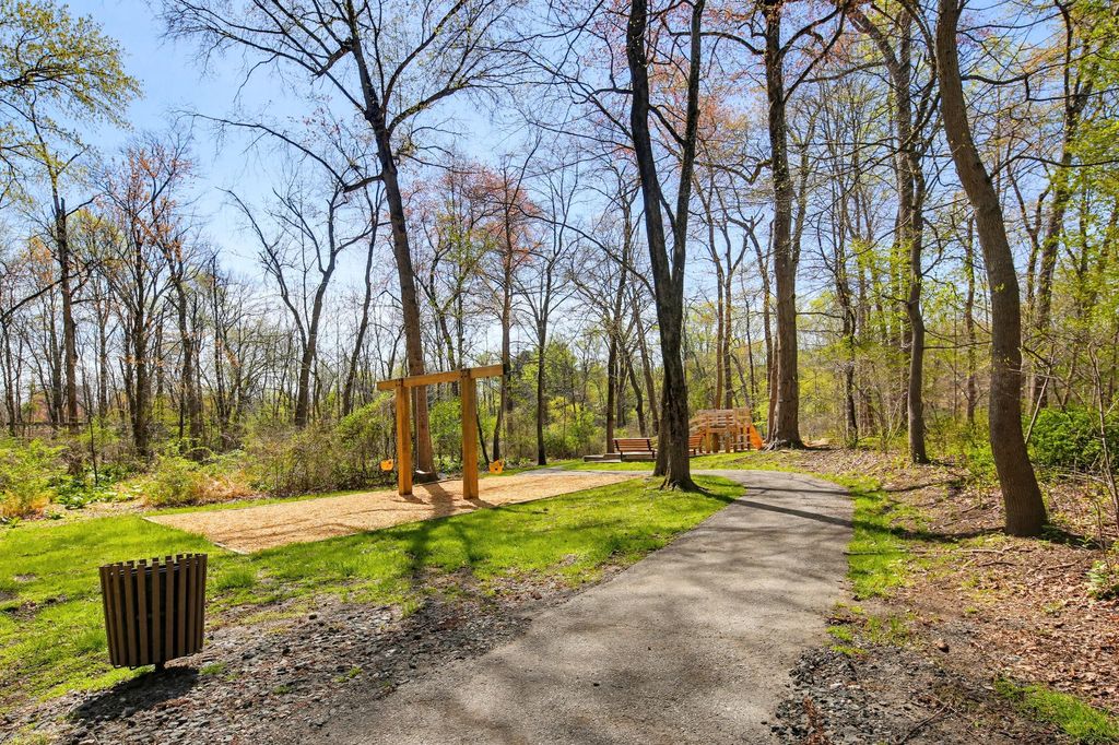 Image 26 of property listing at 6020 SAME SONG SQ #45, Columbia, MD 21044