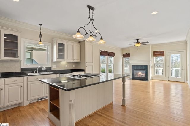 21 Kershaw Court, Greenville, SC 29607