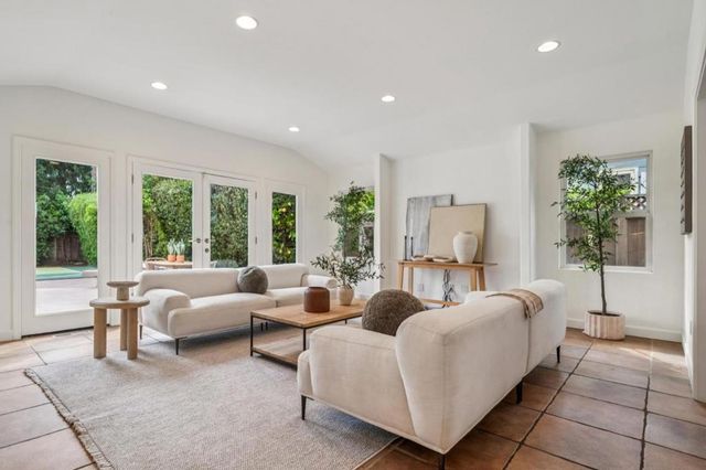 1430 Channing Avenue, Palo Alto, CA 94301