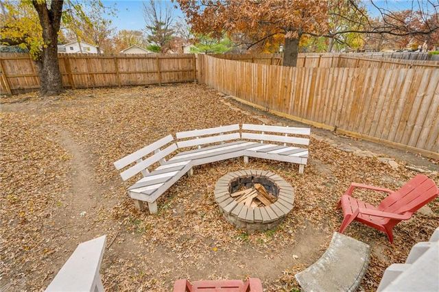 2415 Bryce Court, Lawrence, KS 66047