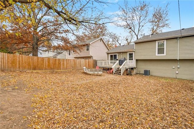 2415 Bryce Court, Lawrence, KS 66047
