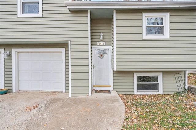 2415 Bryce Court, Lawrence, KS 66047