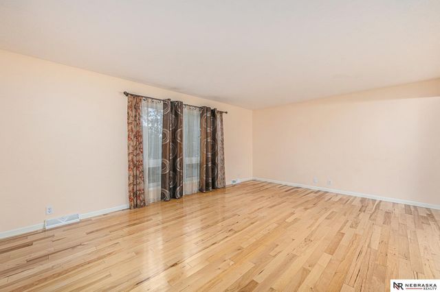 11518 Meredith Circle, Omaha, NE 68164