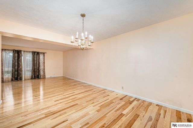 11518 Meredith Circle, Omaha, NE 68164