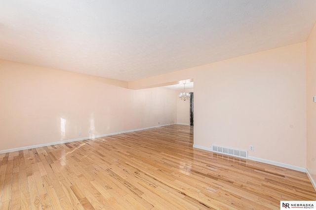 11518 Meredith Circle, Omaha, NE 68164