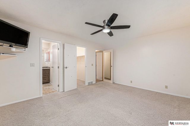 11518 Meredith Circle, Omaha, NE 68164