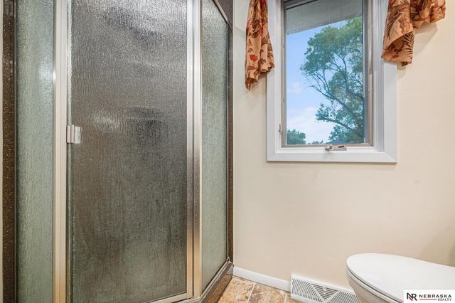 11518 Meredith Circle, Omaha, NE 68164