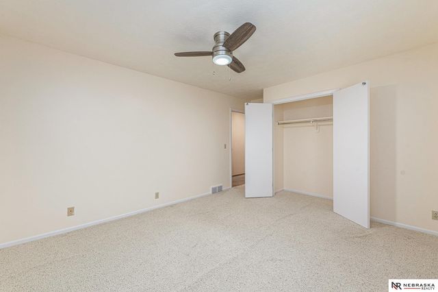 11518 Meredith Circle, Omaha, NE 68164