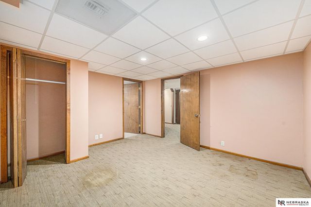 11518 Meredith Circle, Omaha, NE 68164