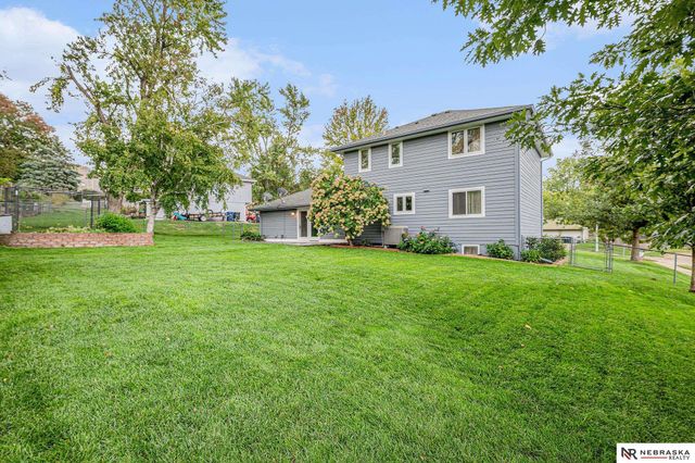 11518 Meredith Circle, Omaha, NE 68164