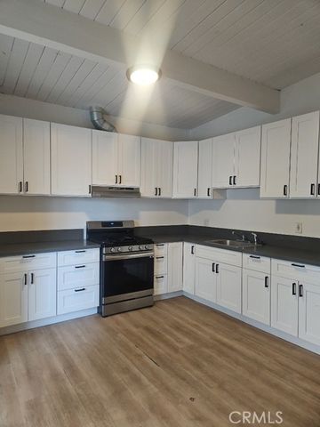 3581 Chicago J, Riverside, CA 92507