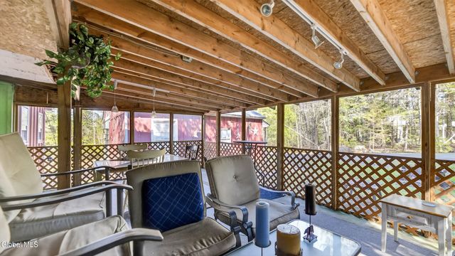 105 4th Avenue, Gloversville, NY 12078