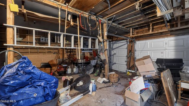 105 4th Avenue, Gloversville, NY 12078