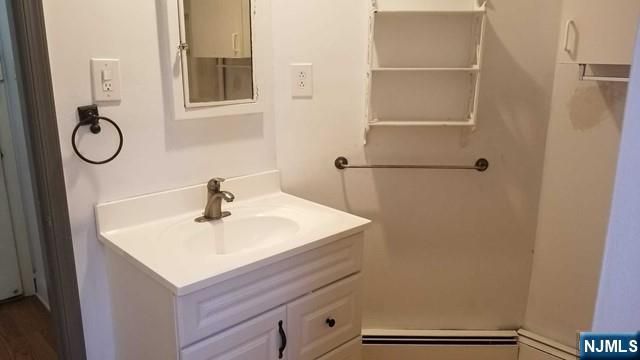 639 Oradell Avenue 2E, Oradell, NJ 07649