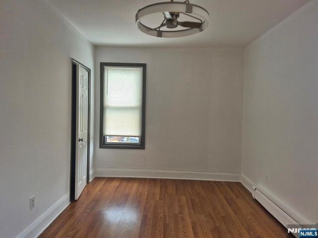 639 Oradell Avenue 2E, Oradell, NJ 07649