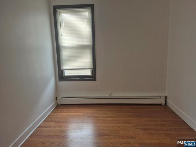 639 Oradell Avenue 2E, Oradell, NJ 07649